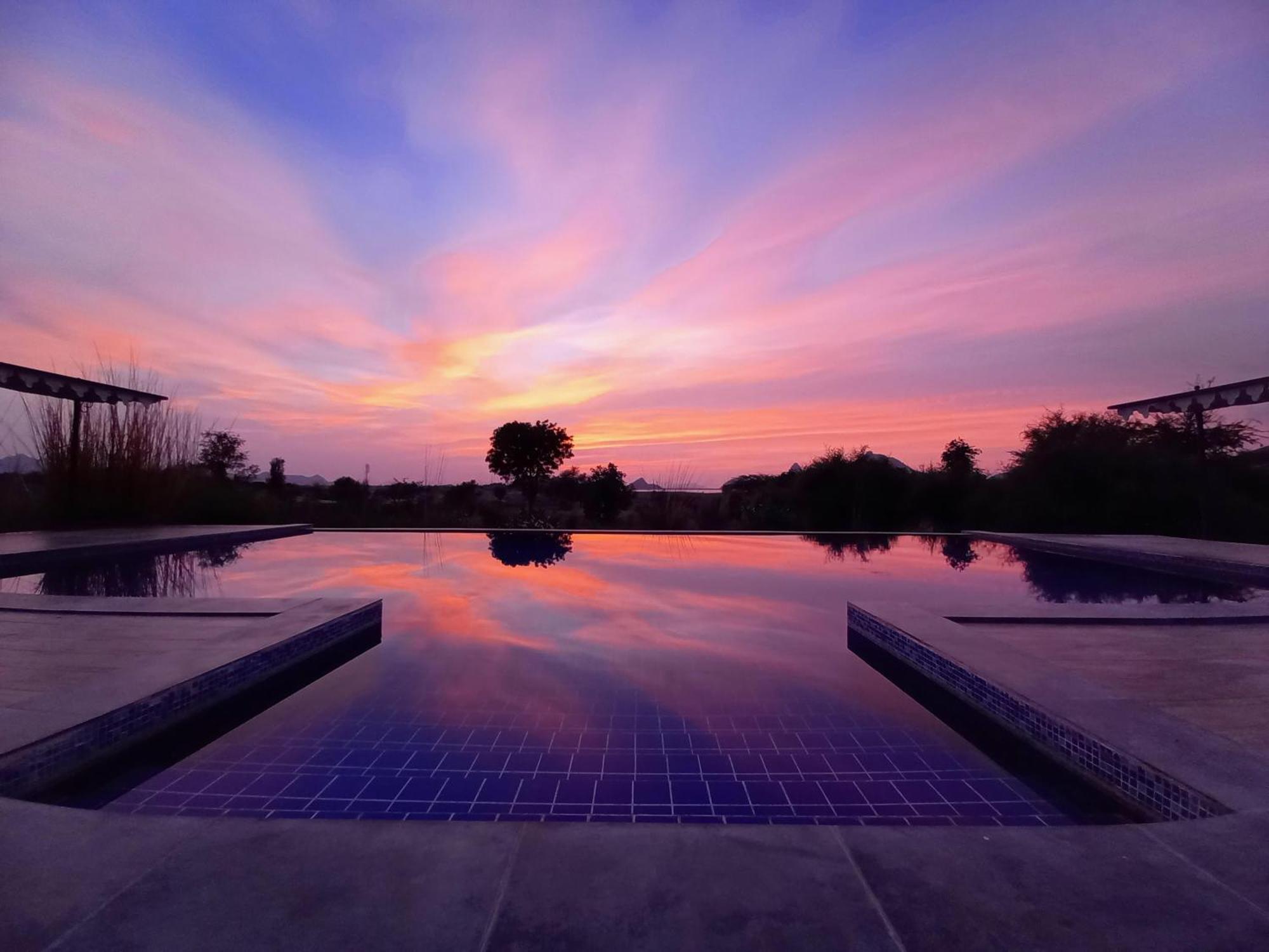 Amritara Jawai Sagar Hotel Pali  Bagian luar foto