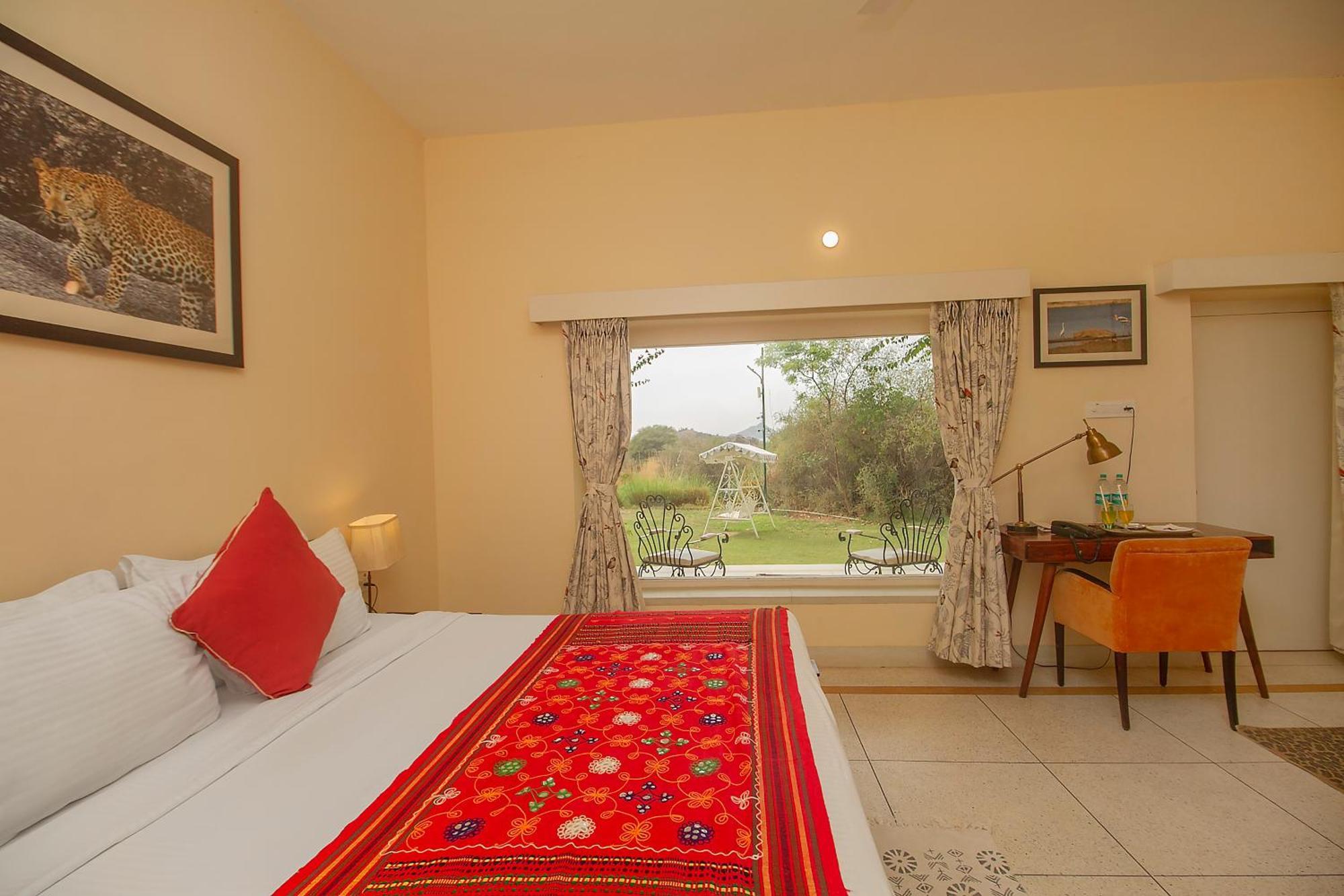 Amritara Jawai Sagar Hotel Pali  Bagian luar foto
