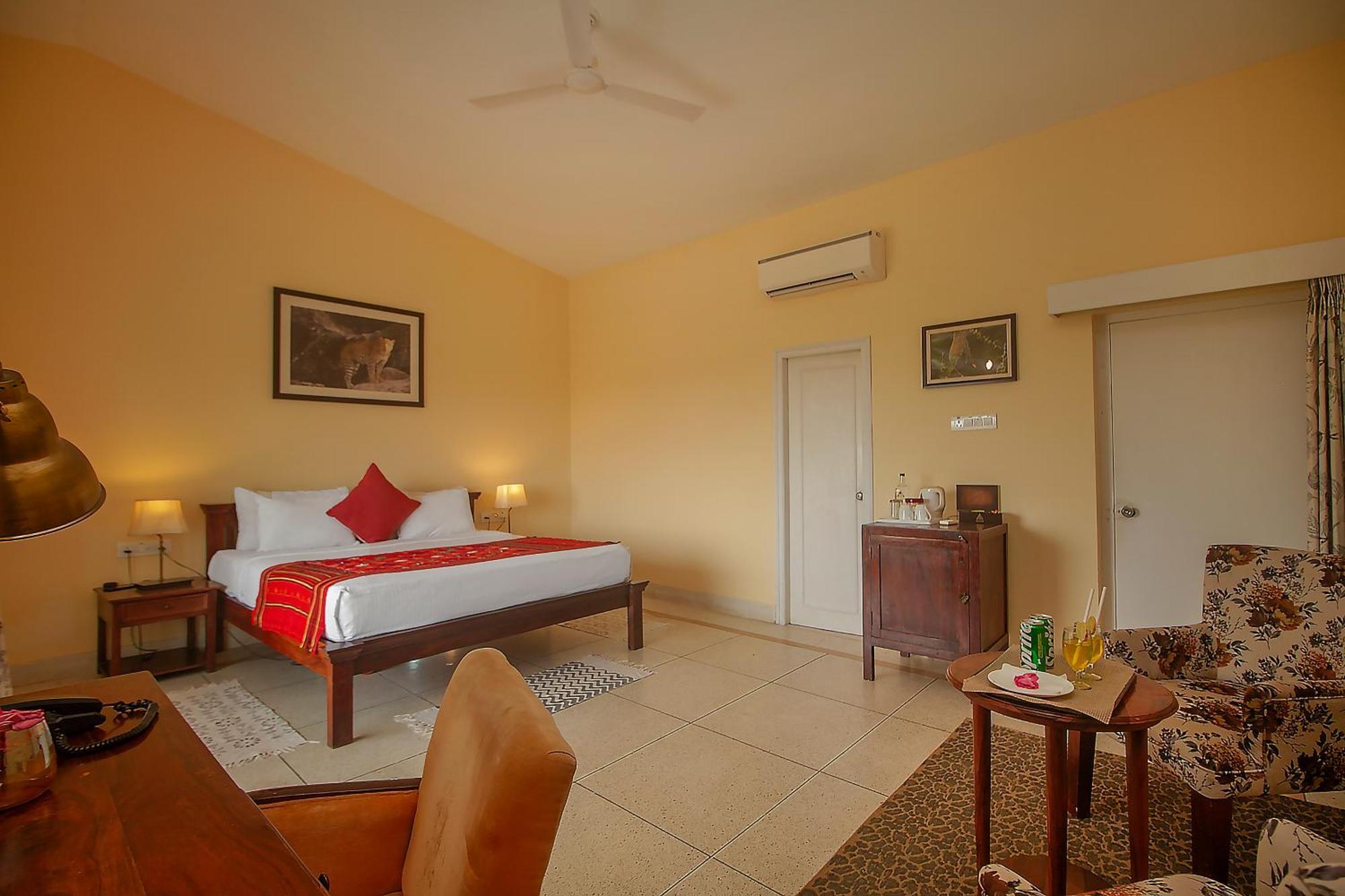 Amritara Jawai Sagar Hotel Pali  Bagian luar foto