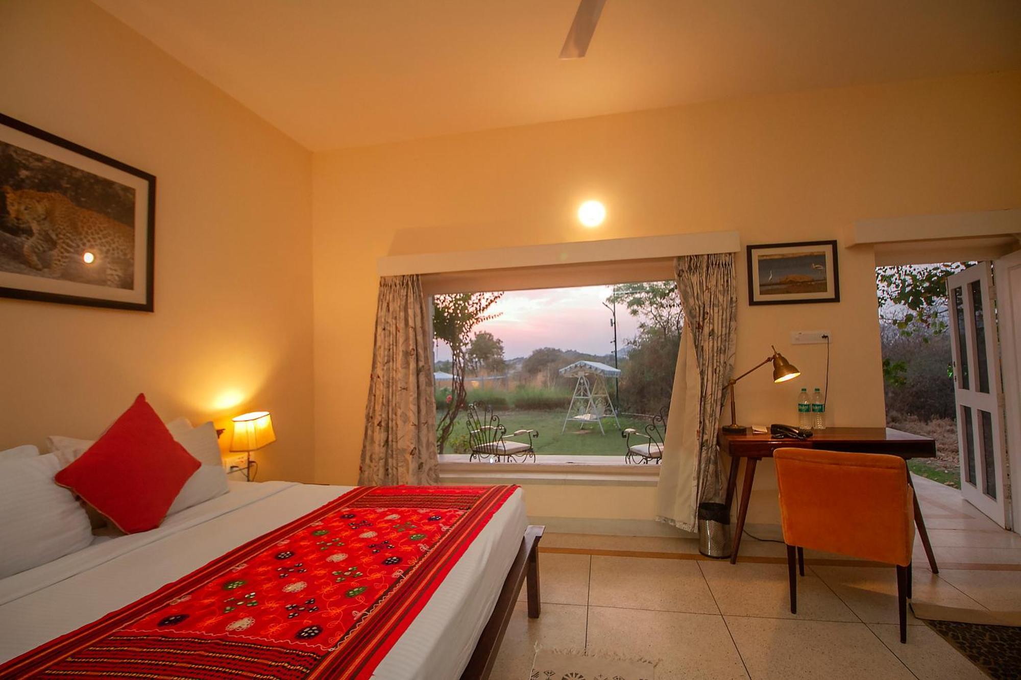 Amritara Jawai Sagar Hotel Pali  Bagian luar foto
