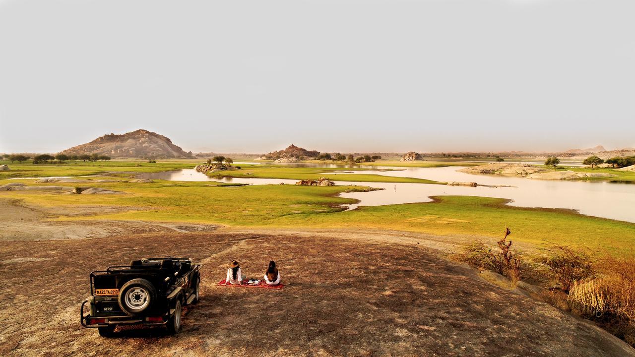 Amritara Jawai Sagar Hotel Pali  Bagian luar foto