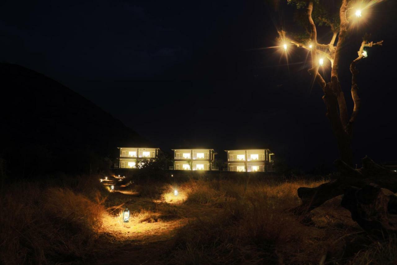 Amritara Jawai Sagar Hotel Pali  Bagian luar foto